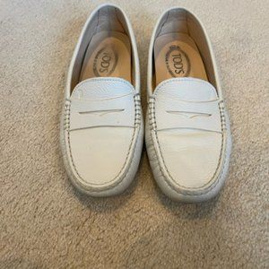 Tod's Beige Leather Loafers, size 38